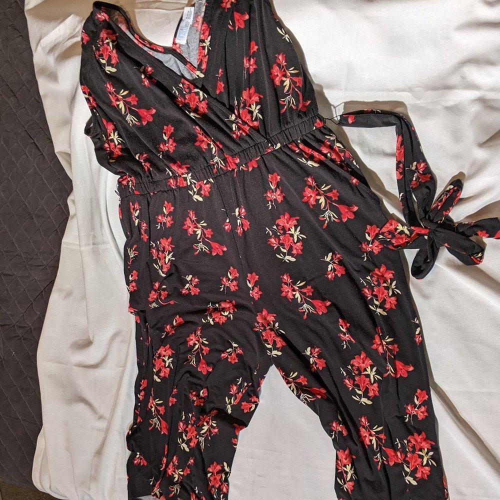 Time & Tru Floral Romper